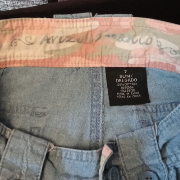 💙CARGO SHORTS BY ARIZONA JEAN CO.💙 - Picture 3 of 3